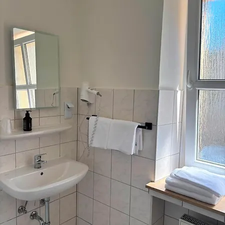 Hotel Salina B&B - mit Parkplatz, Zentral und Digital Bad Rothenfelde